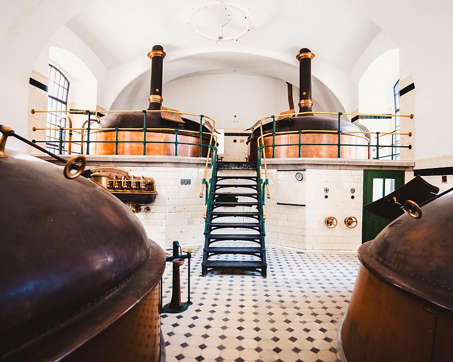 Komentovaná prohlídka historické Varny v Portu 1560, Historická varna, současná varna a ochutnávka velikonočního speciálu Komentovaná prohlídka historické Varny v Portu 1560, Historická varna, současná varna a ochutnávka velikonočního speciálu