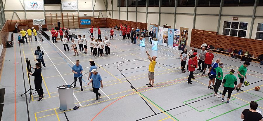 Sportovní liga seniorů v Českém Krumlově, Turnaj pro seniory od 60 let v listopadu v Českém Krumlově Sportovní liga seniorů v Českém Krumlově, Turnaj pro seniory od 60 let v listopadu v Českém Krumlově