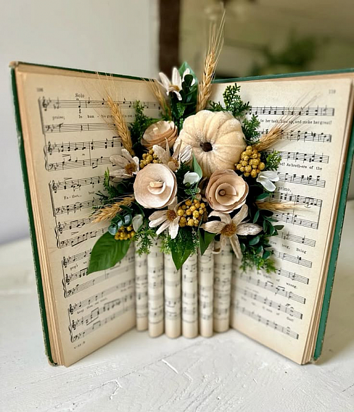 Nejen vánoční dekorace z vyřazených knih, Pro všechny milovníky tvoření Nejen vánoční dekorace z vyřazených knih, Pro všechny milovníky tvoření