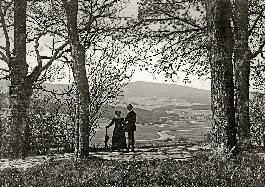Fenomén srdce Vltavy, Přednáška Petra Pavelce z NPÚ doprovozená fotografiemi z ateliéru Seidel Fenomén srdce Vltavy, Přednáška Petra Pavelce z NPÚ doprovozená fotografiemi z ateliéru Seidel